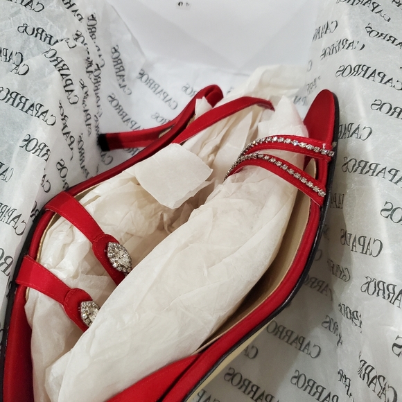 Caparros Red slingback Rhinestone details 6.5. - Picture 4 of 9